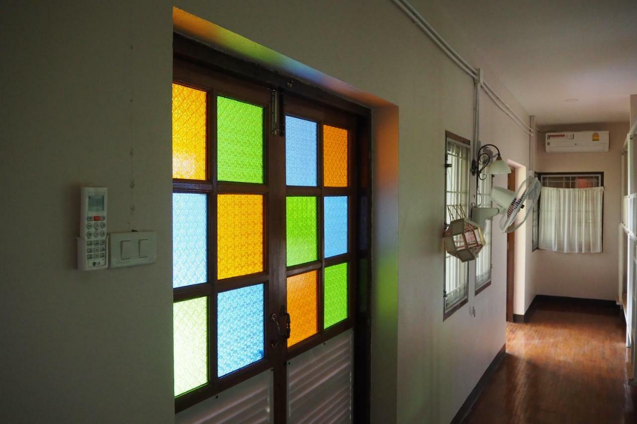 Insight Hostel Chiang Mai Eksteriør billede