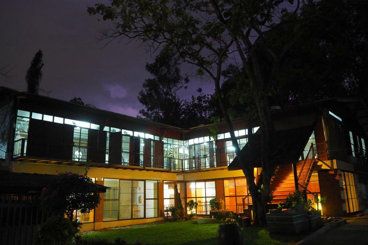 Insight Hostel Chiang Mai Eksteriør billede